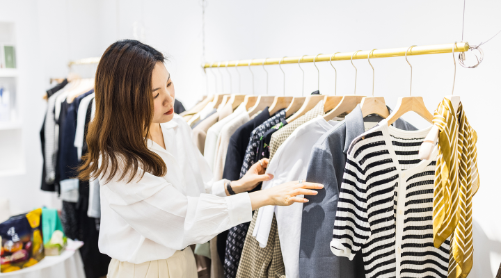 A look at how cost of living pressures might impact retail workers. (Source: Bigstock)