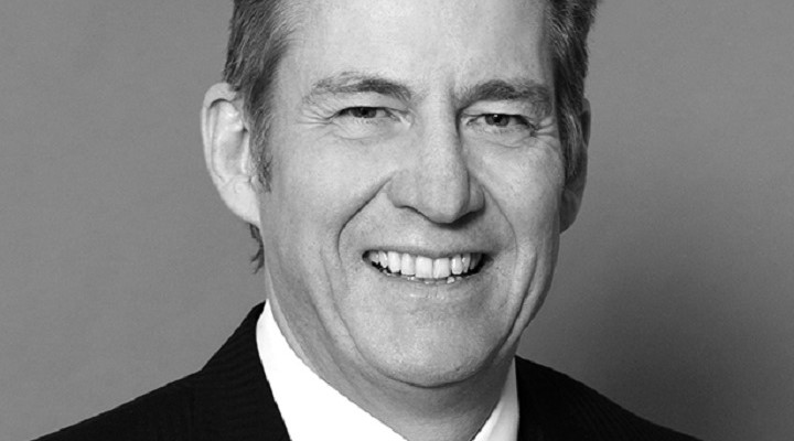 black and white portrait of Peter Jueptner