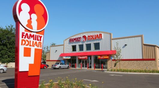 Family Dollar storefront