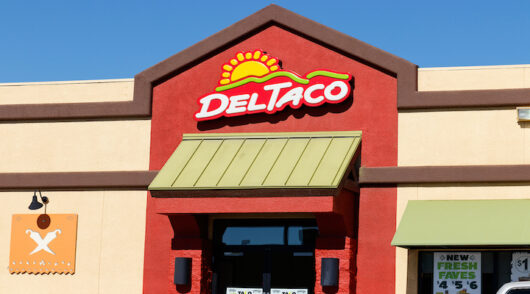 Image of Del Taco storefront.