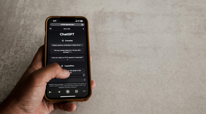 pexels image of phone chatgpt