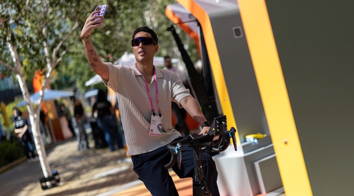A visitor experiences the new Meta smart glasses during the Meta annual Connect conference.