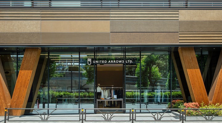 Image of United Arrows shopfront.