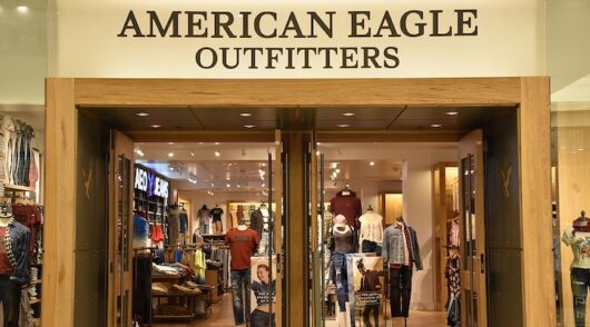 American Eagle store