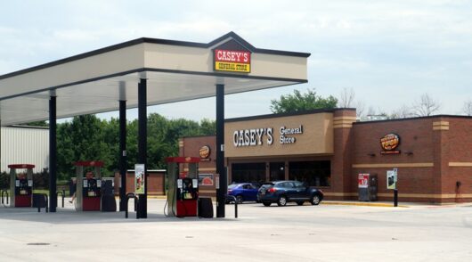 Casey's store exterior