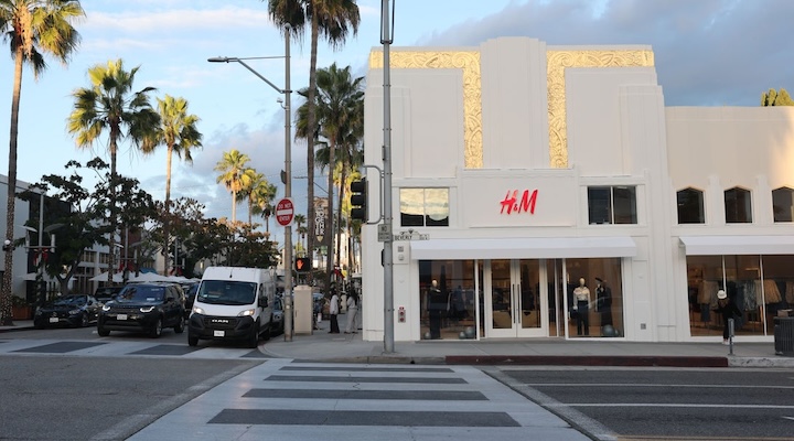 The store is located at 370 North Beverly Drive. 