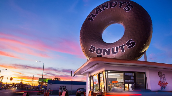 Randy’s Donuts has appointed IMG as its exclusive licensing agency.