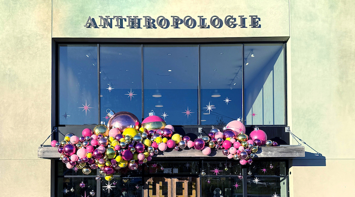 An exterior shot of an Anthropologie storefront.