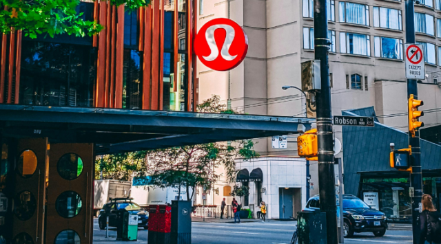 Lululemon store