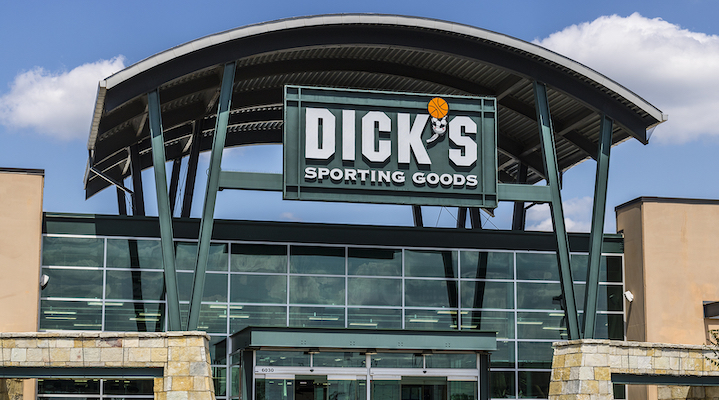 An exterior shot of a Dick’s Sporting Goods store.