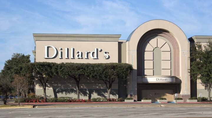 Dillard's storefront