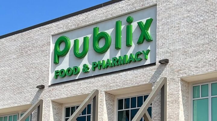 Publix sign