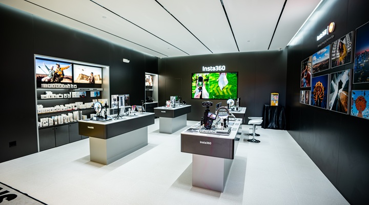 The store is located at 1515 Broadway in Times Square.