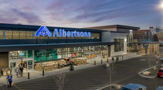 Albertsons store outside